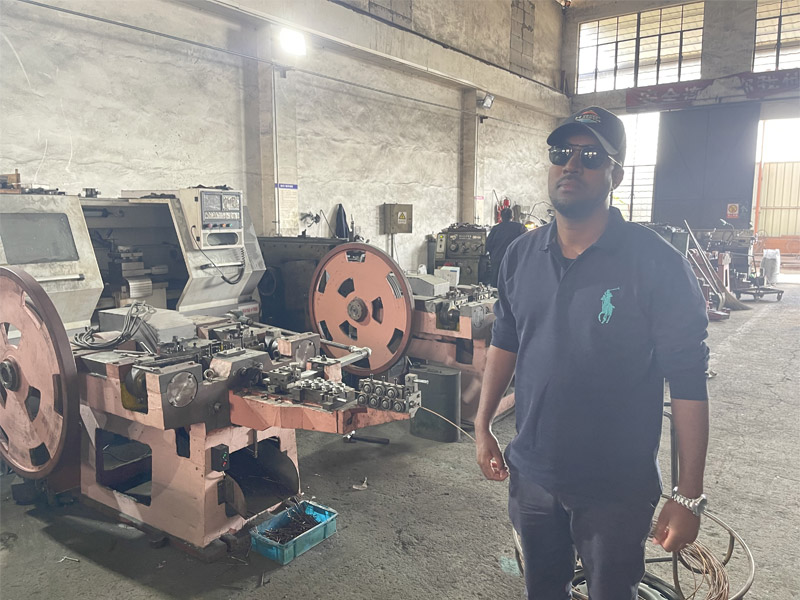 American-Ethiopian-Customers-Visited-Our-Nail-Making-Machine-Factory-3.jpg
