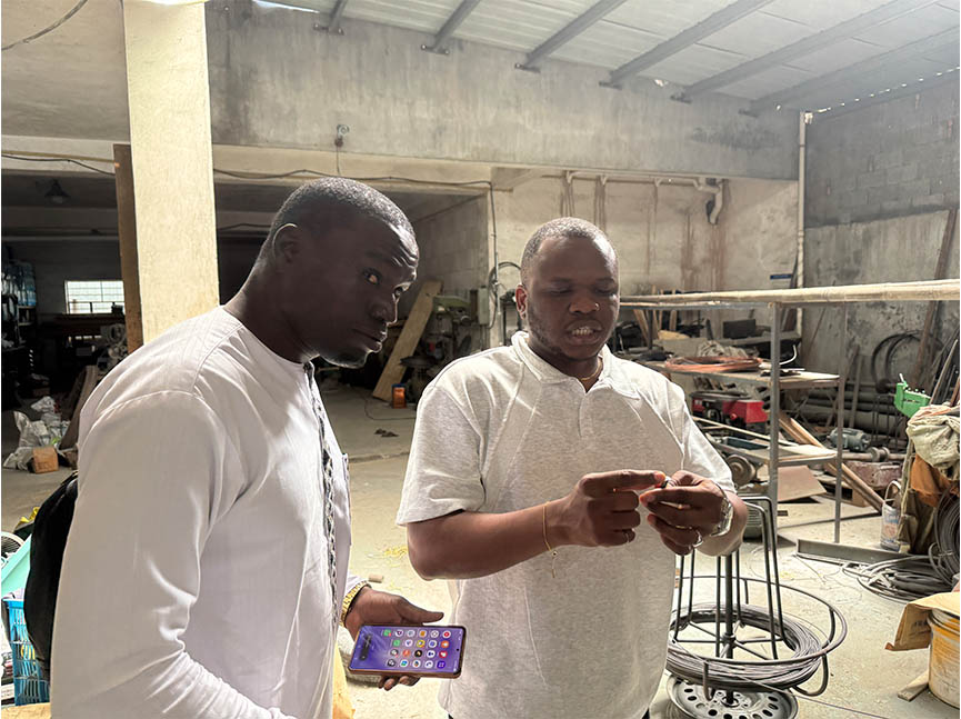 burkina-faso-clients-visit-our-nail-making-machine-factory03.jpg